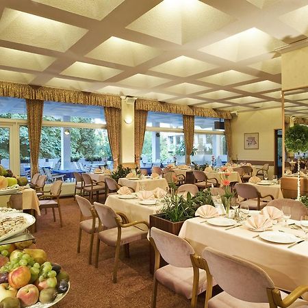Hotel Patria Pécs Restaurante foto